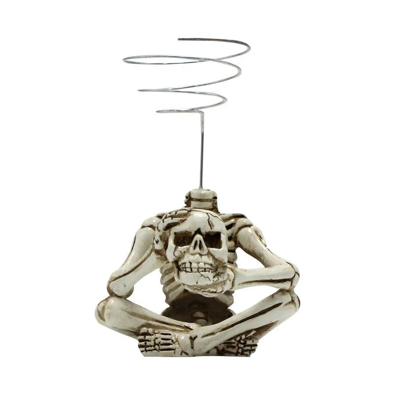 Black resin tillandsia bracket with skull design for soilless air plant display