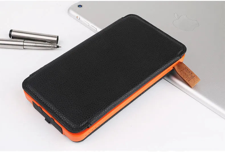Rainproof solar power bank with monocrystalline panel and LED light in black colour