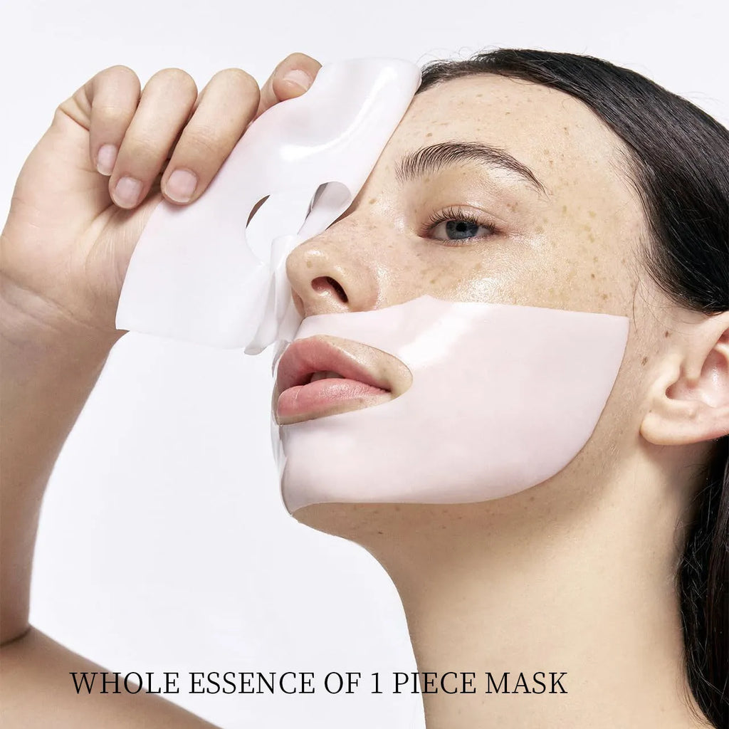 Box of four collagen facial patch masks for moisturising and rejuvenating skin.