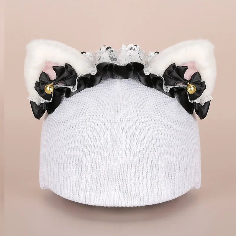 Cartoon-themed plush fabric helmet cover and ear decorations set for motorcycles and bicycles.