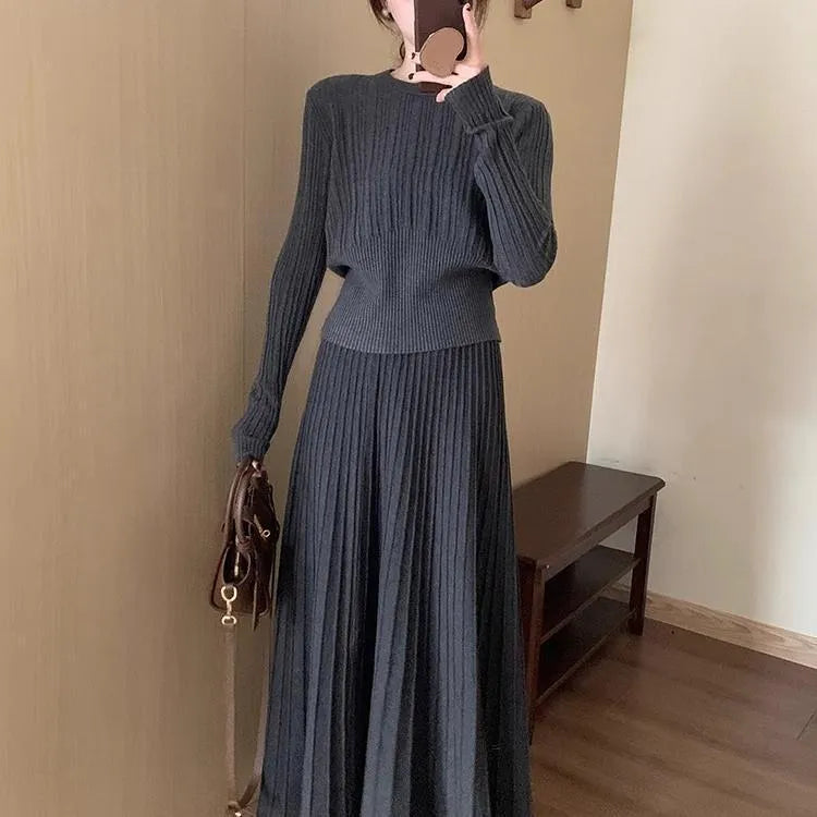Women's dark gray knitted long dress suit with 3D pattern and ethnic style collage stitching