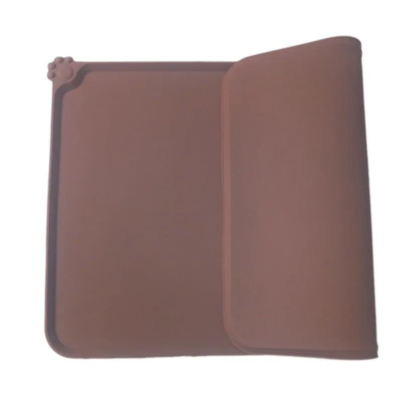 Waterproof silicone pet mat 47x29.5cm in grey with raised edges and non-slip base for dogs cats