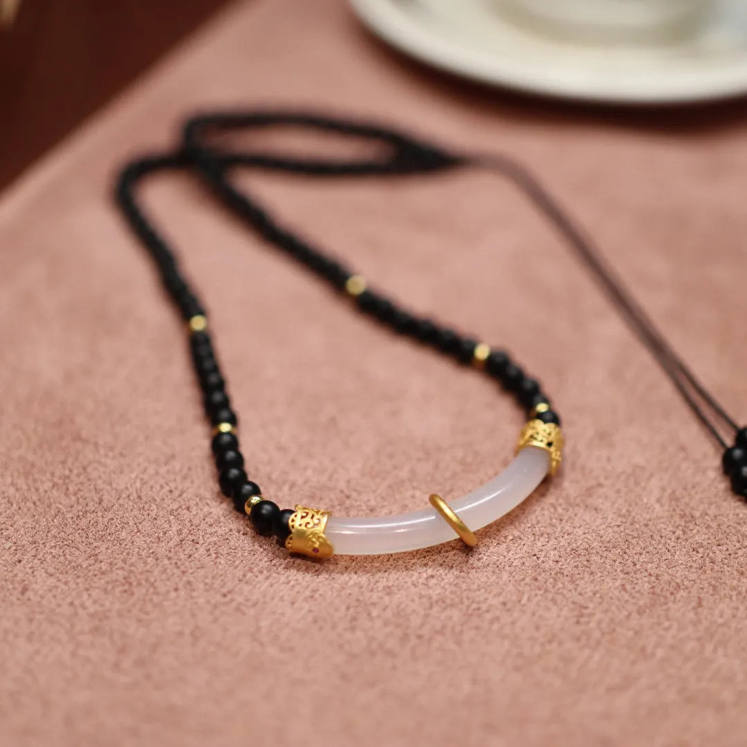 Natural frosted black agate and white chalcedony pendant necklace with 925 silver U-shaped setting on ball bead chain