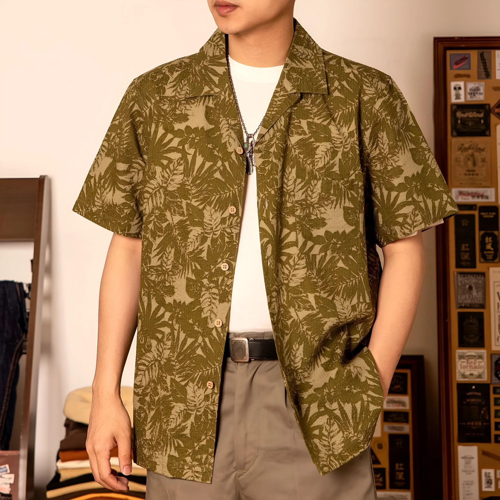 Men's vintage floral printed seersucker Cuban collar shirt in loose fit casual style