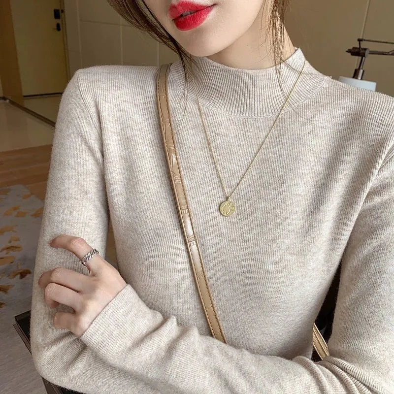 Slim fit viscose fibre bottoming shirt with long sleeves in apricot colour