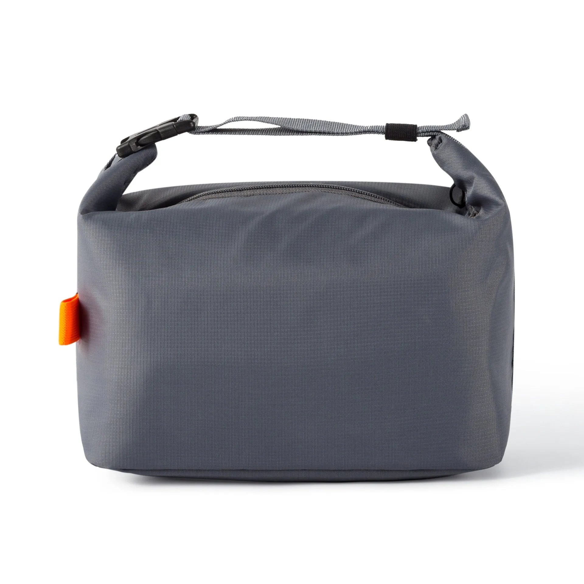 Japanese-style insulated lunch bag in oxford cloth with wide opening for food and drinks.