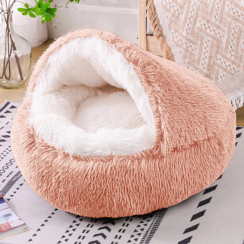 Waterproof cloth dog kennel with warm room section in semi-surrounded design