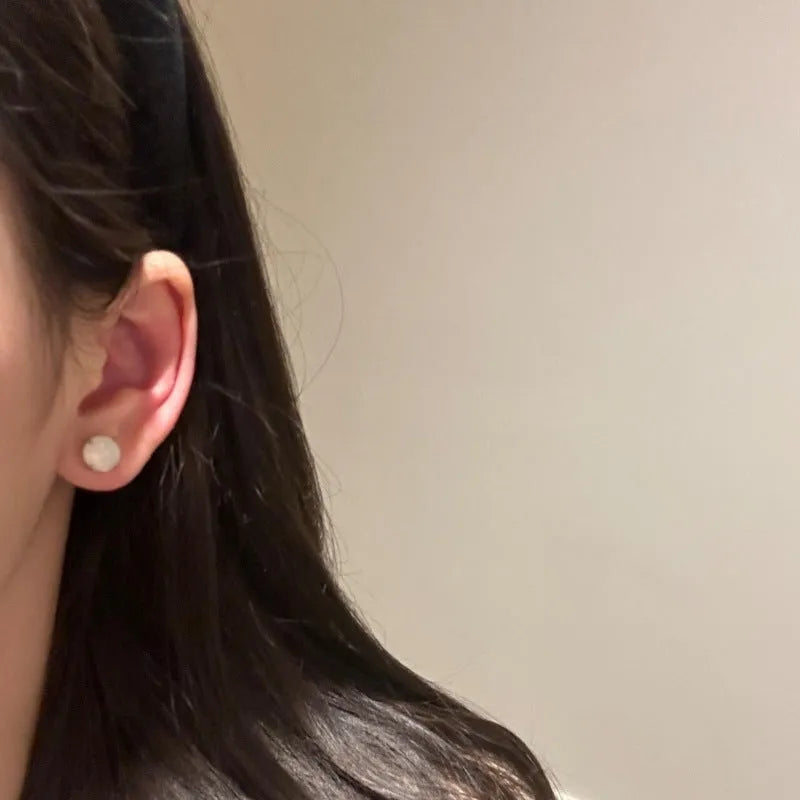 Chinese style geometric chalcedony stud earrings with four-claw setting in copper