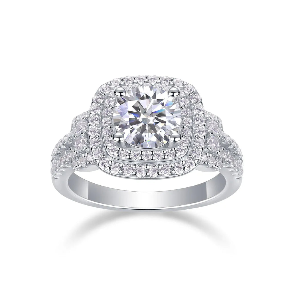 1-carat moissanite wedding ring set on platinum-plated S925 silver band in gift box