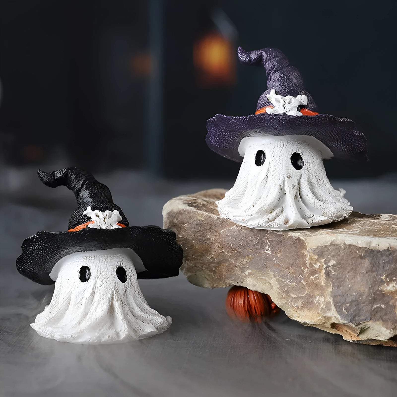 Resin wizard hat ornament with ghost theme for Halloween, Christmas, and Easter decorations