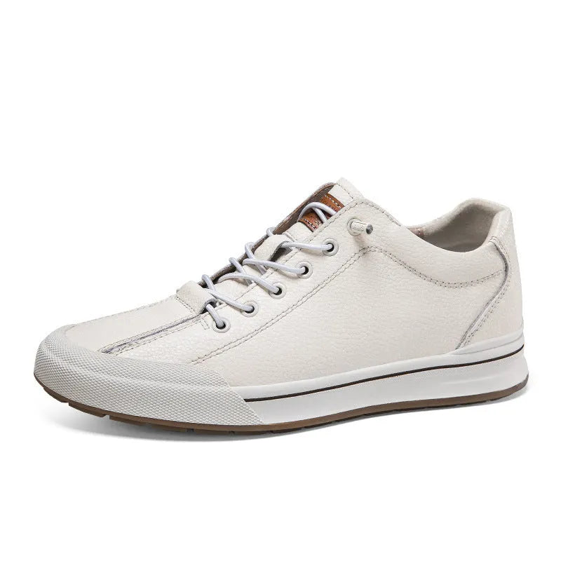 Men's white and black leather casual shoes with flat heel and round toe design showing multiple lining options