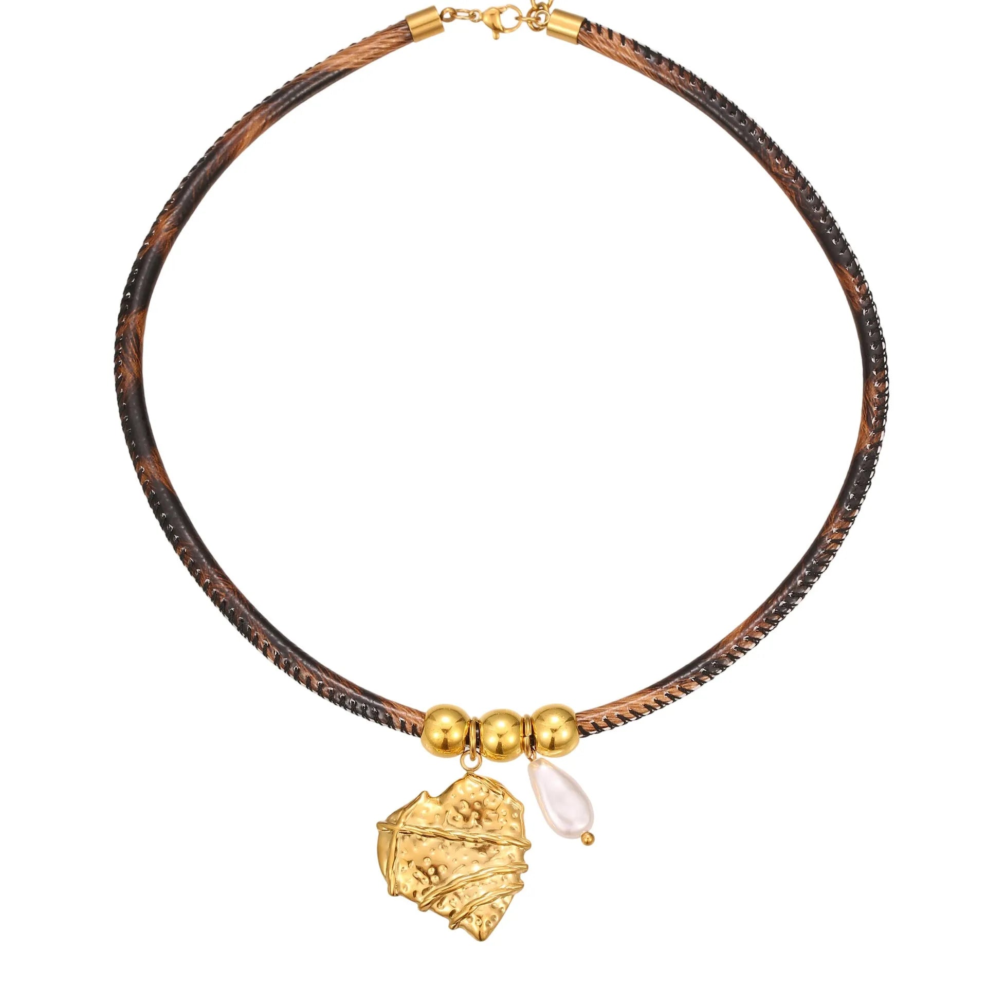 Women's stainless steel necklace with geometric leopard pendant and adjustable chain