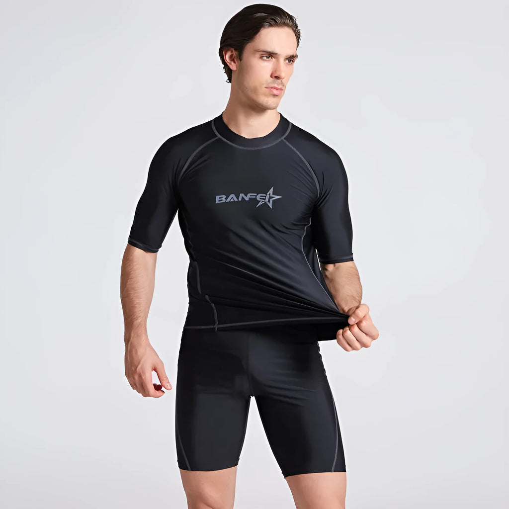 Men's quick-drying half sleeve swimsuit set in nylon for snorkelling and surfing activities