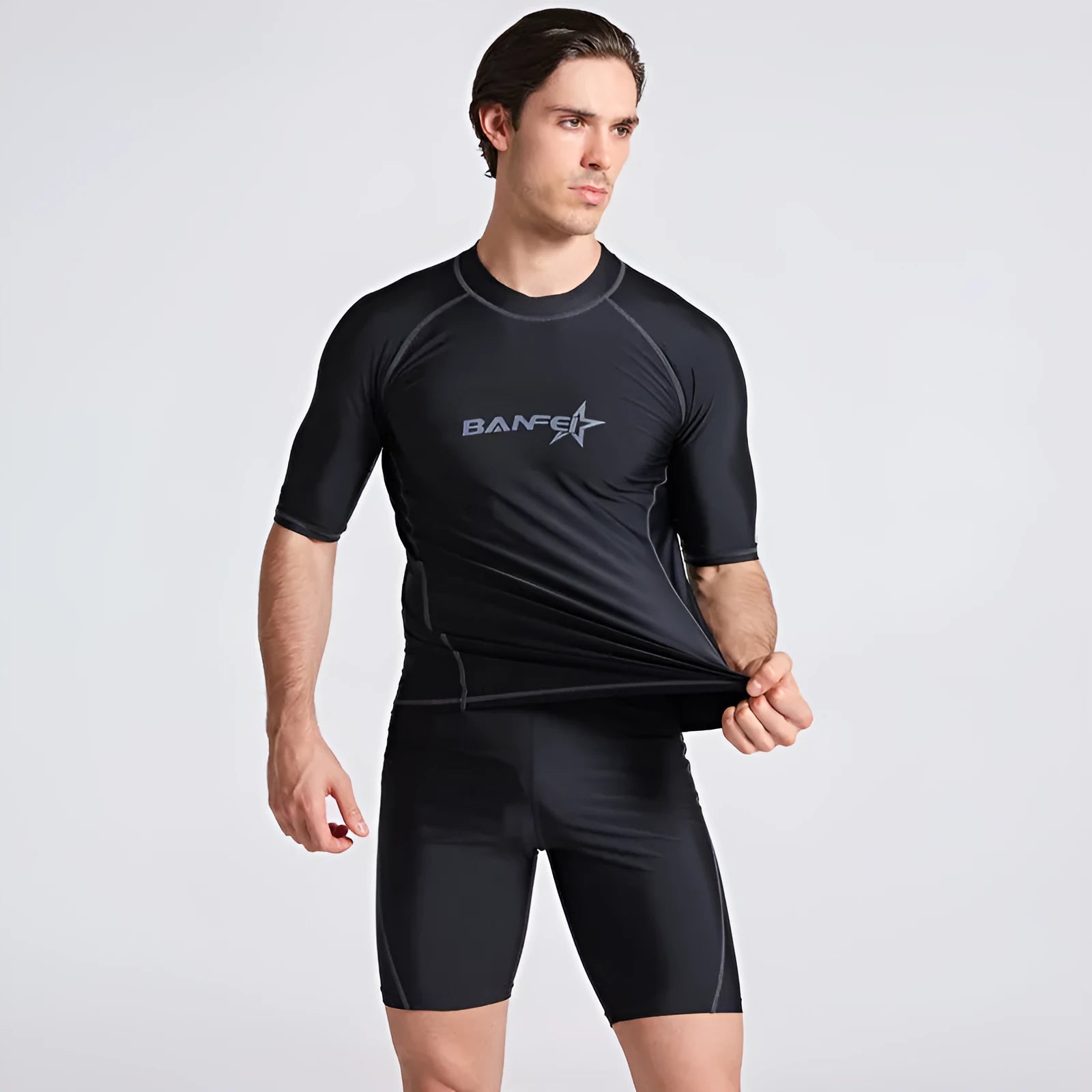 Men's quick-drying half sleeve swimsuit set in nylon for snorkelling and surfing activities