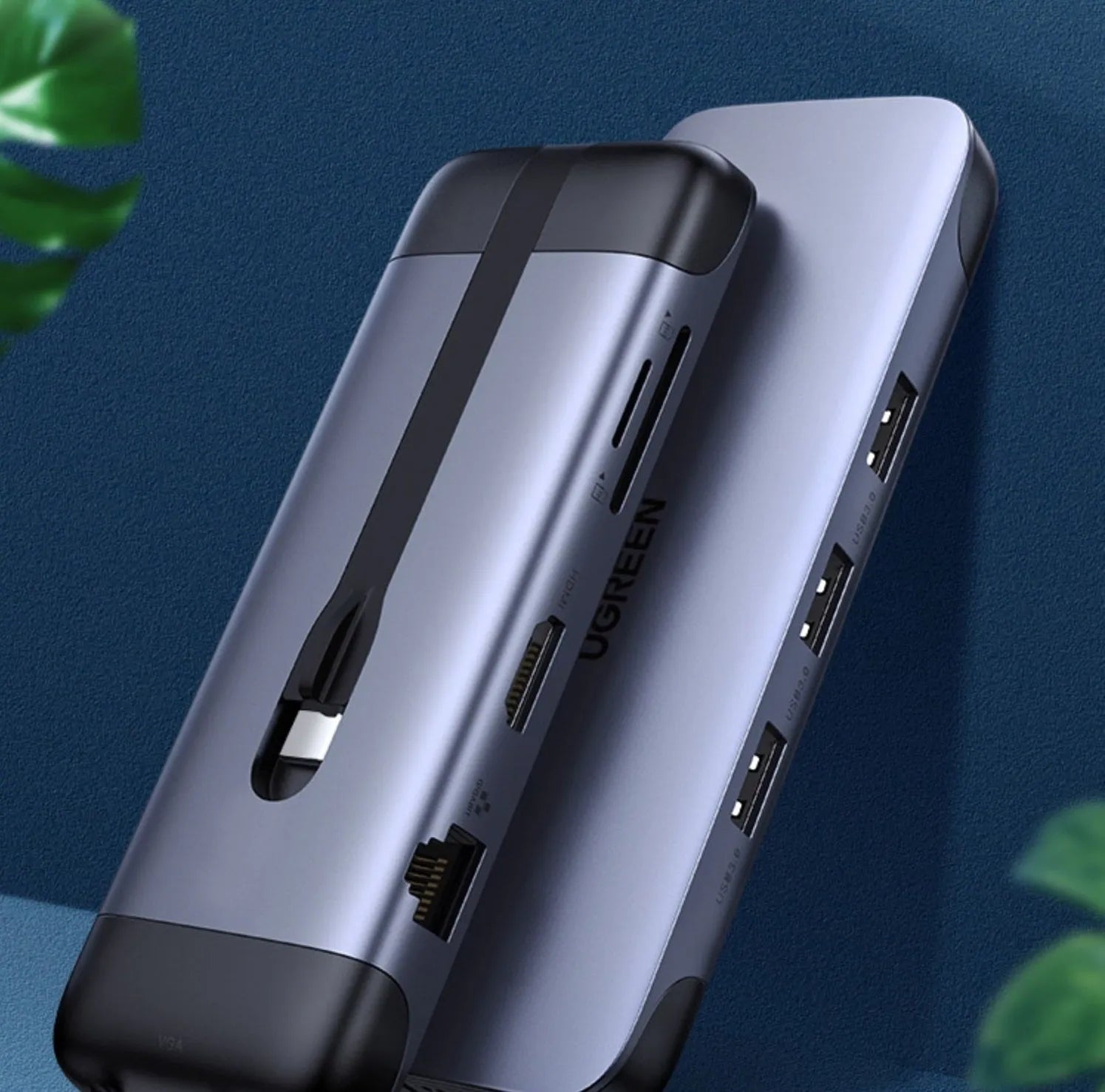 USB-C docking station with HDMI, USB 3.0 ports, and short 0.09m cable for laptop connectivity expansion