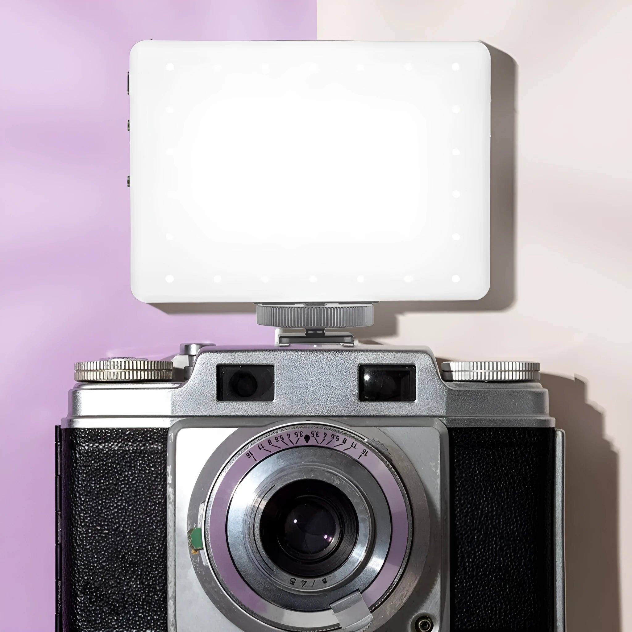 Portable LED fill light with clip mount for mobile content creation