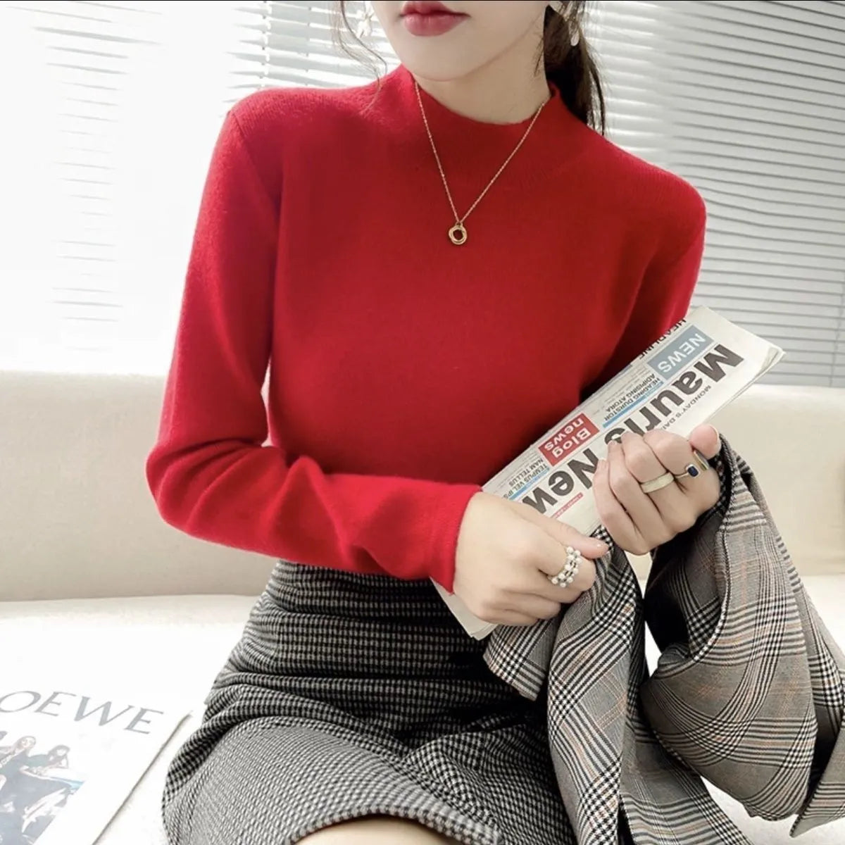 Slim fit viscose fibre bottoming shirt with long sleeves in apricot colour