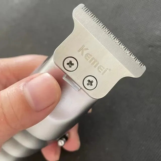 Professional barber scissors with LCD display and stainless steel engraving head
