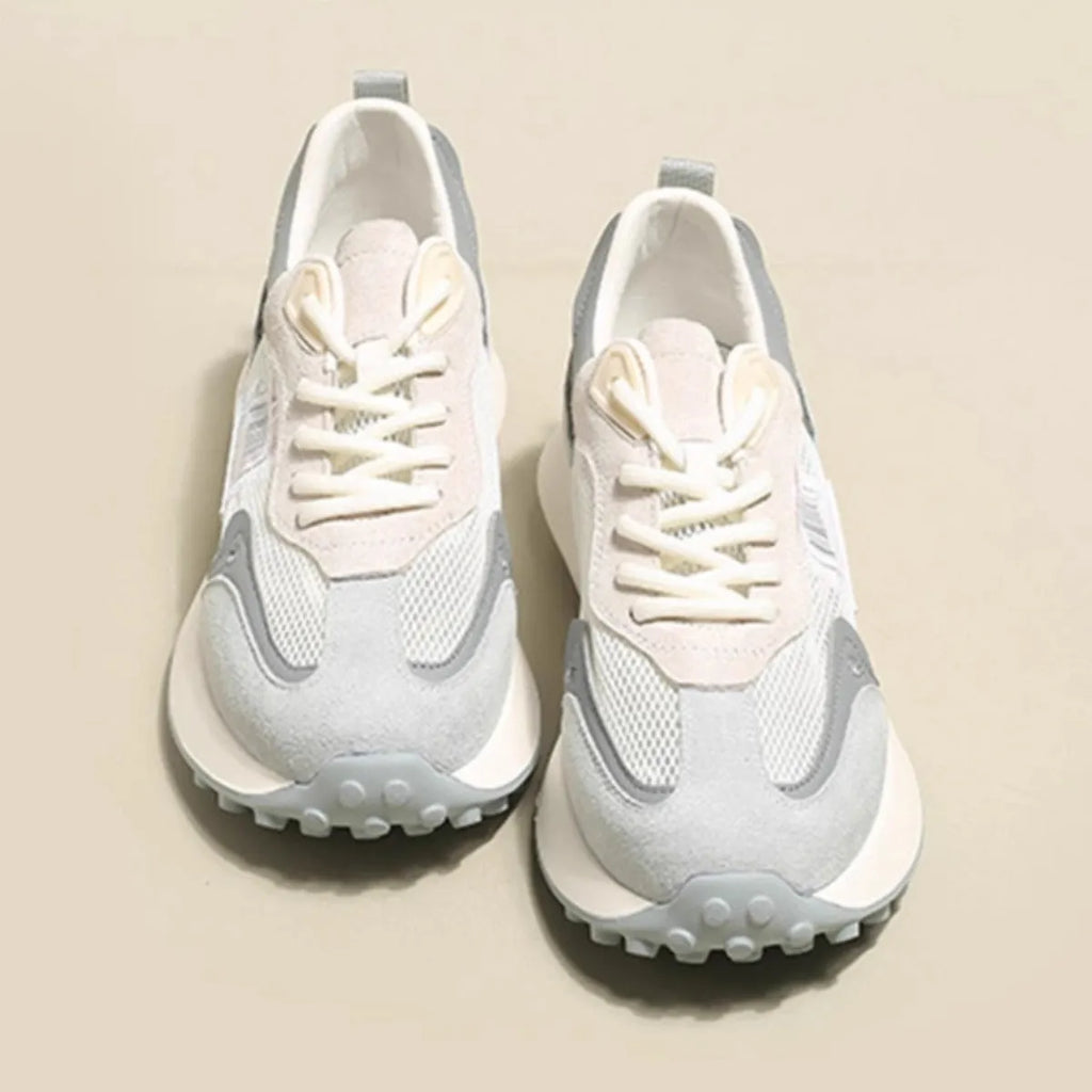 Women's grey and pink retro low-top sneaker with round toe and rubber sole