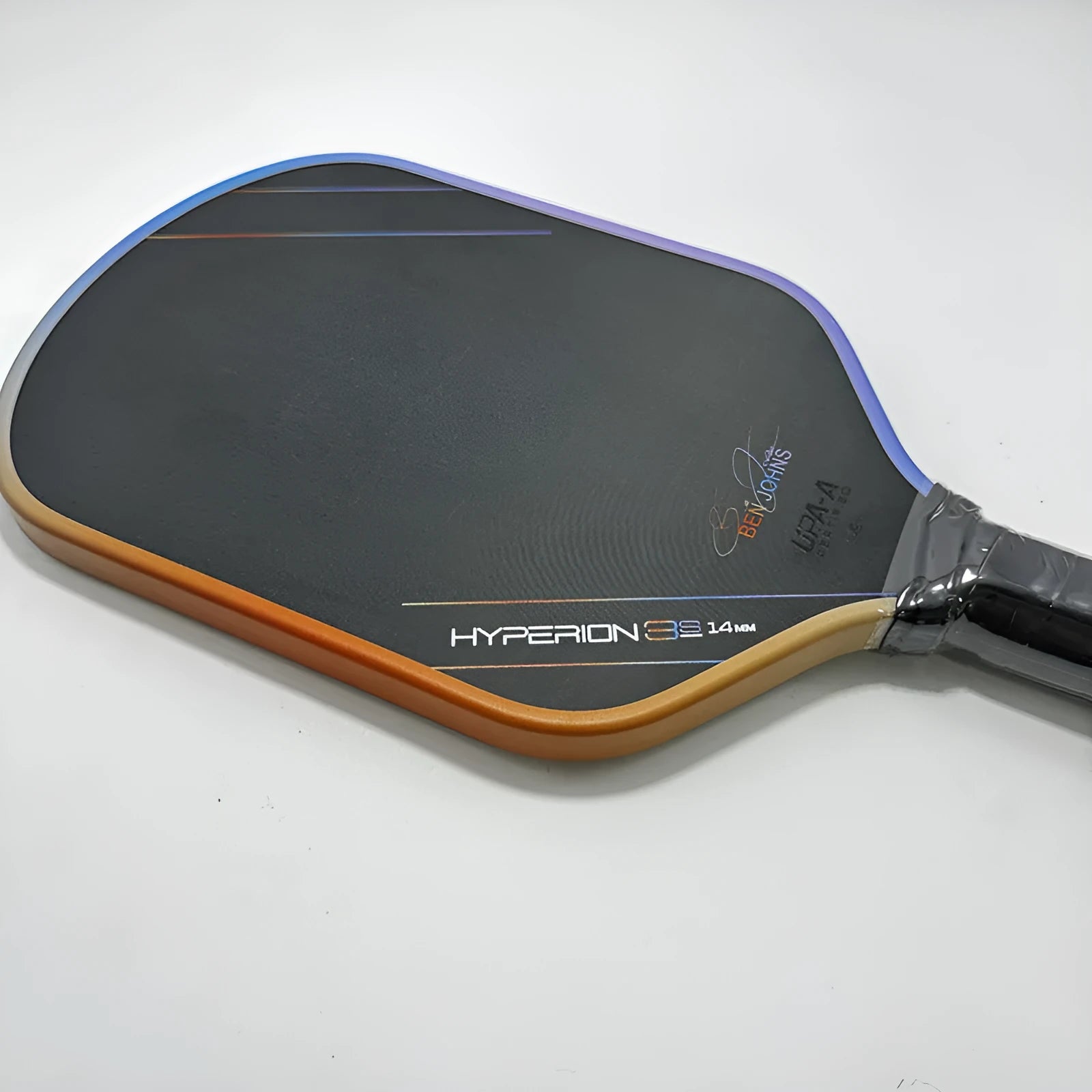 Aurora Hyperion 3s carbon fibre pickleball racket with matte Teflon surface measuring 418x190mm