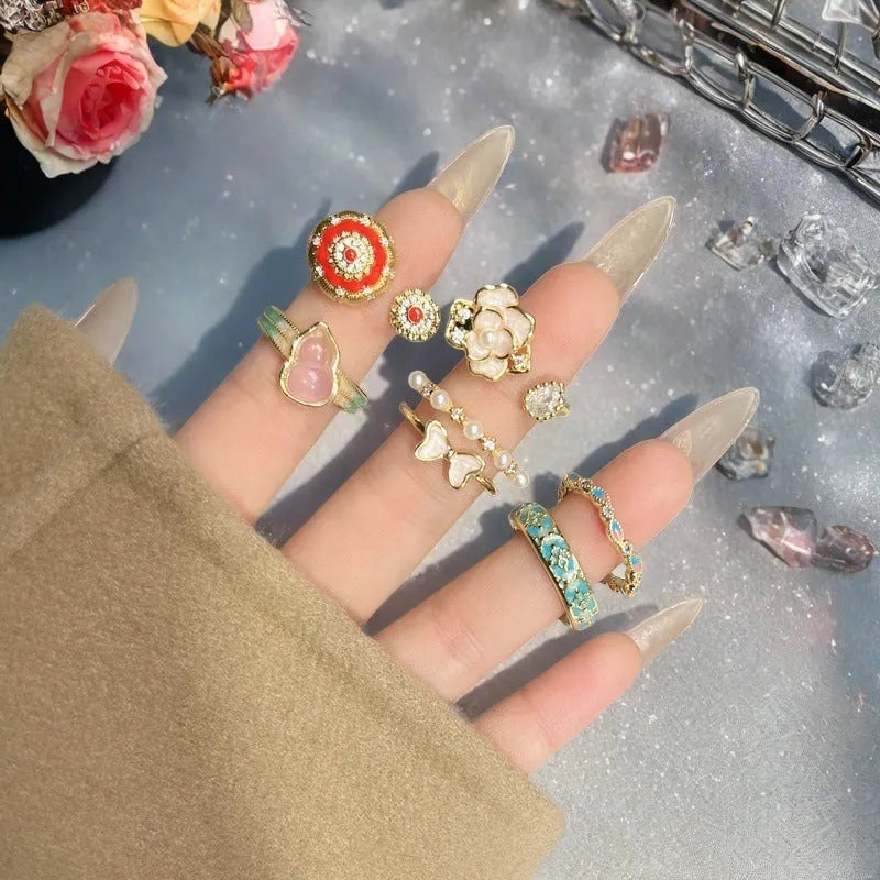 Adjustable vintage copper gourd ring with oil-dripping colour finish and inlaid zircon gemstones
