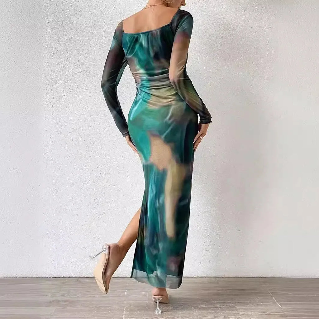 Printed pleated mesh fishtail dress with square collar and thigh split in gradient colours