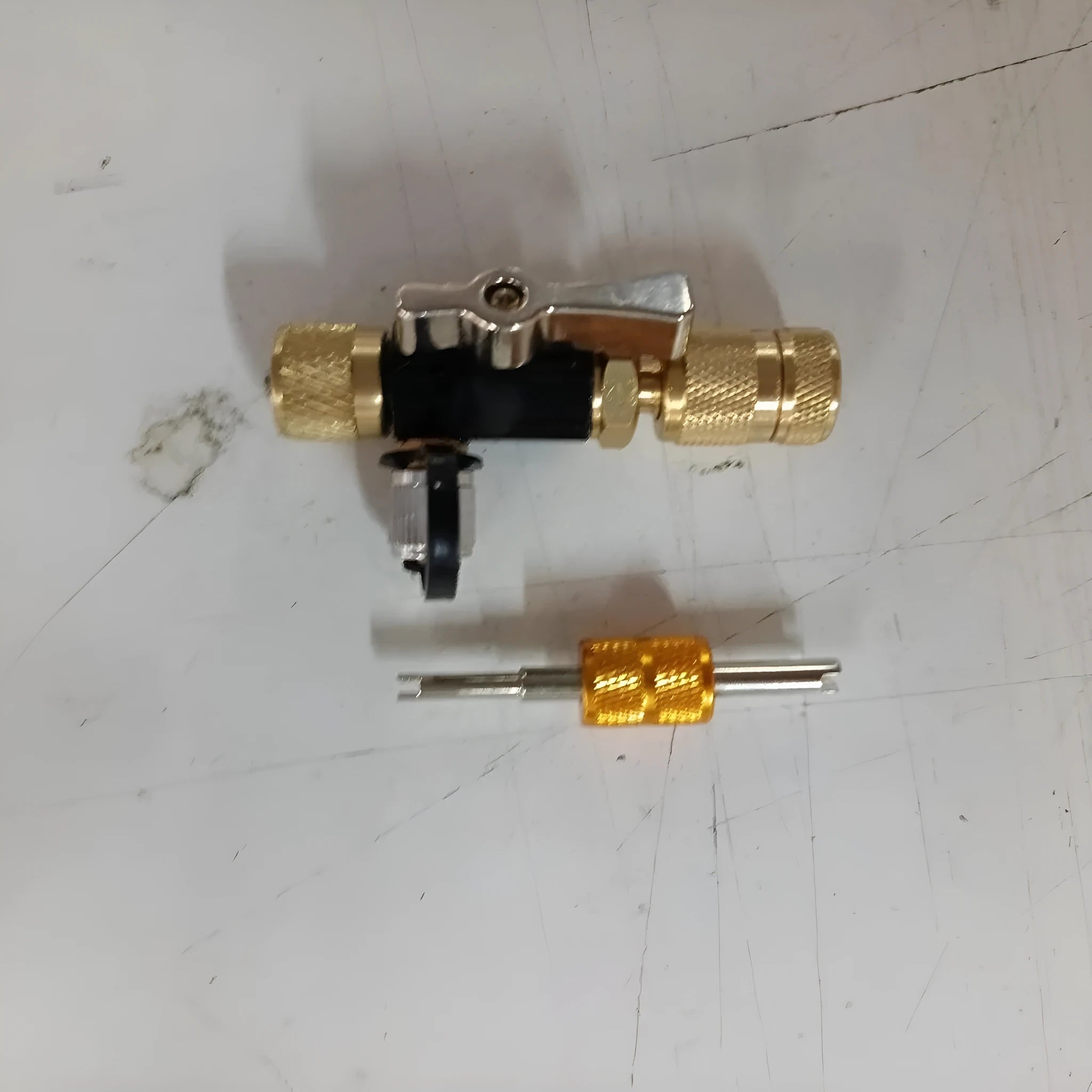 Valve core disassembly tool set with metal construction for 1/4 and 5/16 inch valves