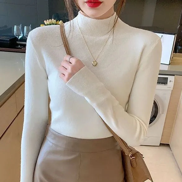 Slim fit viscose fibre bottoming shirt with long sleeves in apricot colour