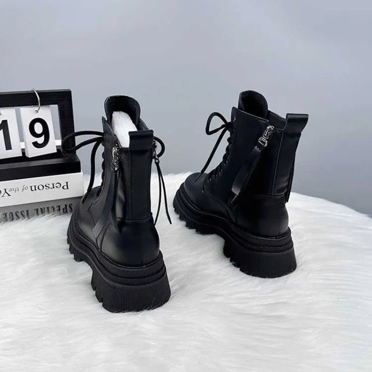 Women's thick-soled British-style leather boots with mid heel, lace-up front, round toe, rubber sole, black colour