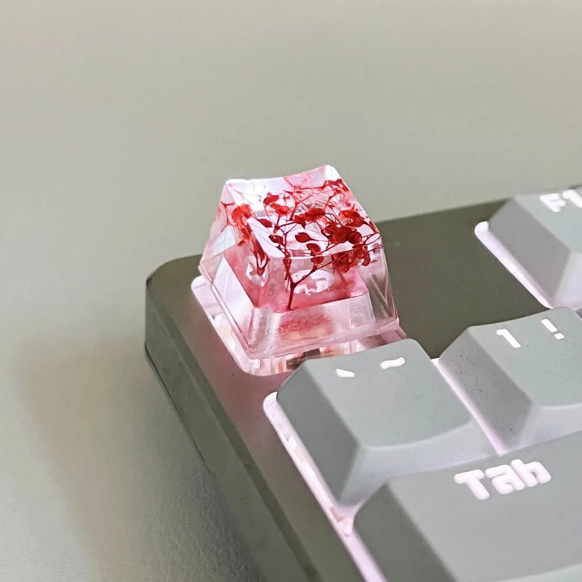 High transparency resin starry sky artisan keycap for mechanical keyboards in violet colour