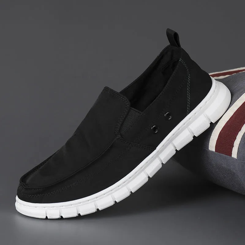Men's leather shoes with flat heel, round toe, and elastic band in multiple colour options