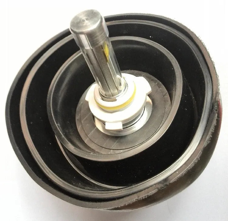 Silicone car headlight dust cover showing IP68 waterproof protection for automotive electrical connections