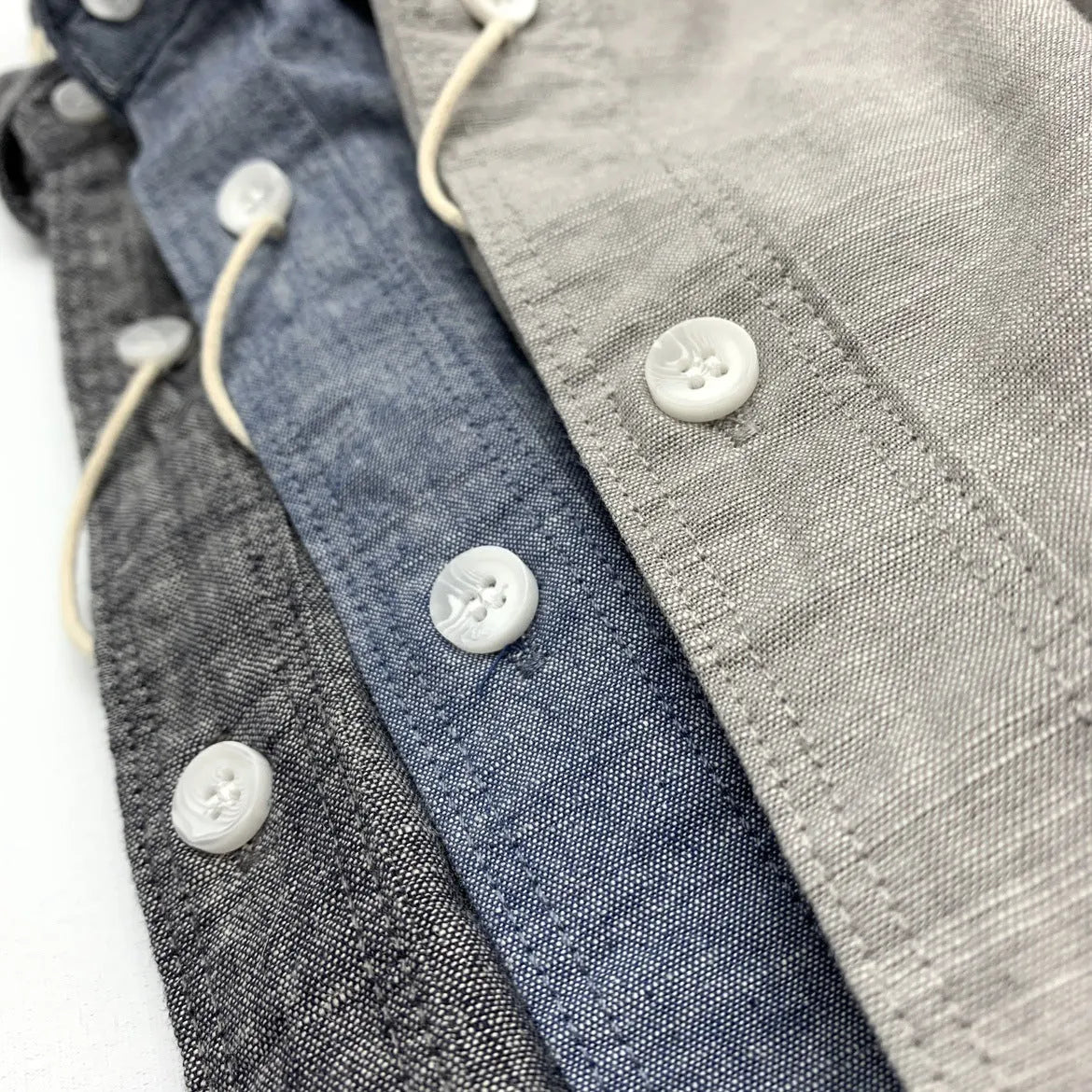 Men's summer cotton linen retro loose fit long sleeve shirt in light gray front view
