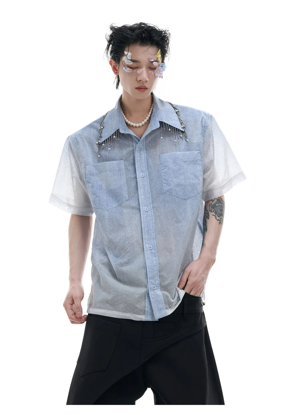 Blue and white gradient men's loose fit short sleeve shirt with quilted texture