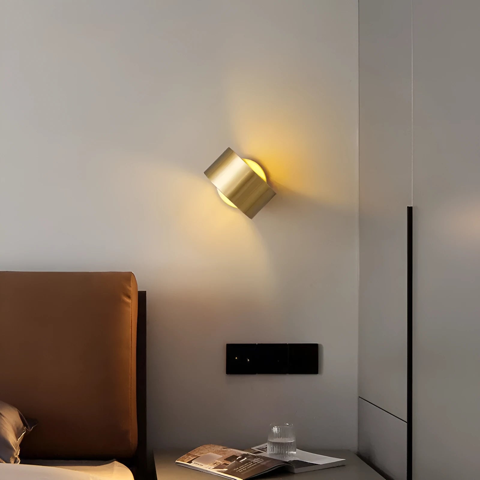 Modern copper wall lamp in gold finish with simple design for living room accent lighting
