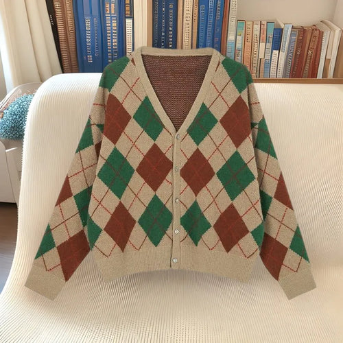 Knitted cardigan in pink, green, black, light khaki, or dark khaki with regular sleeves