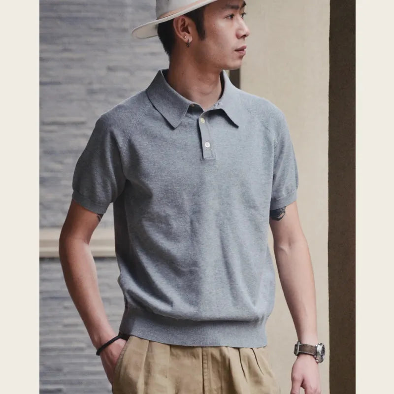 Retro slim fit cotton short-sleeved T-shirt in dark brown colour for summer leisure wear