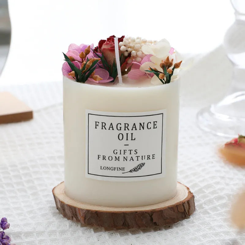 Dried flowers decorative scented candle with approximately 330g content showing fragrance options including lavender and vanilla