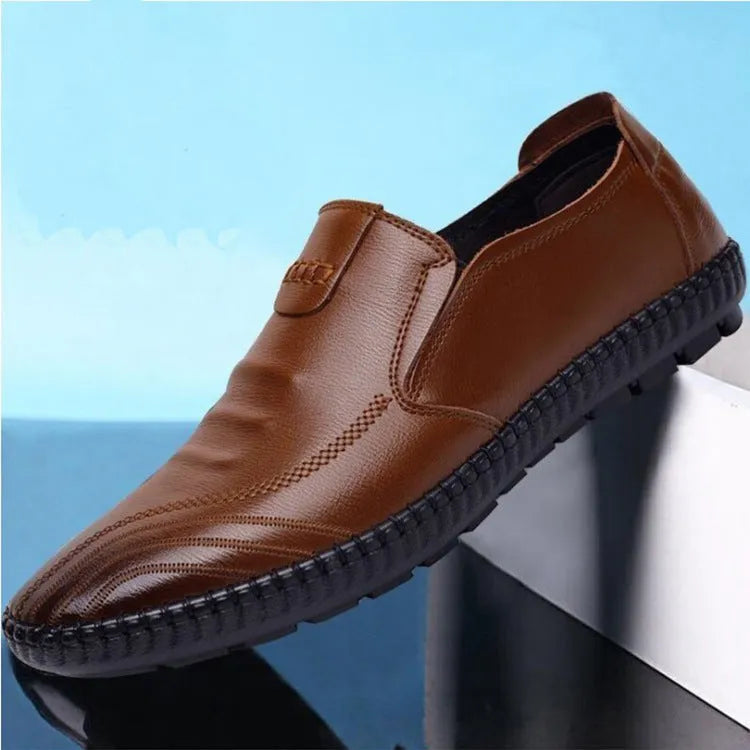Men's casual workwear shoes in black, artificial PU leather, available in sizes 39 to 44
