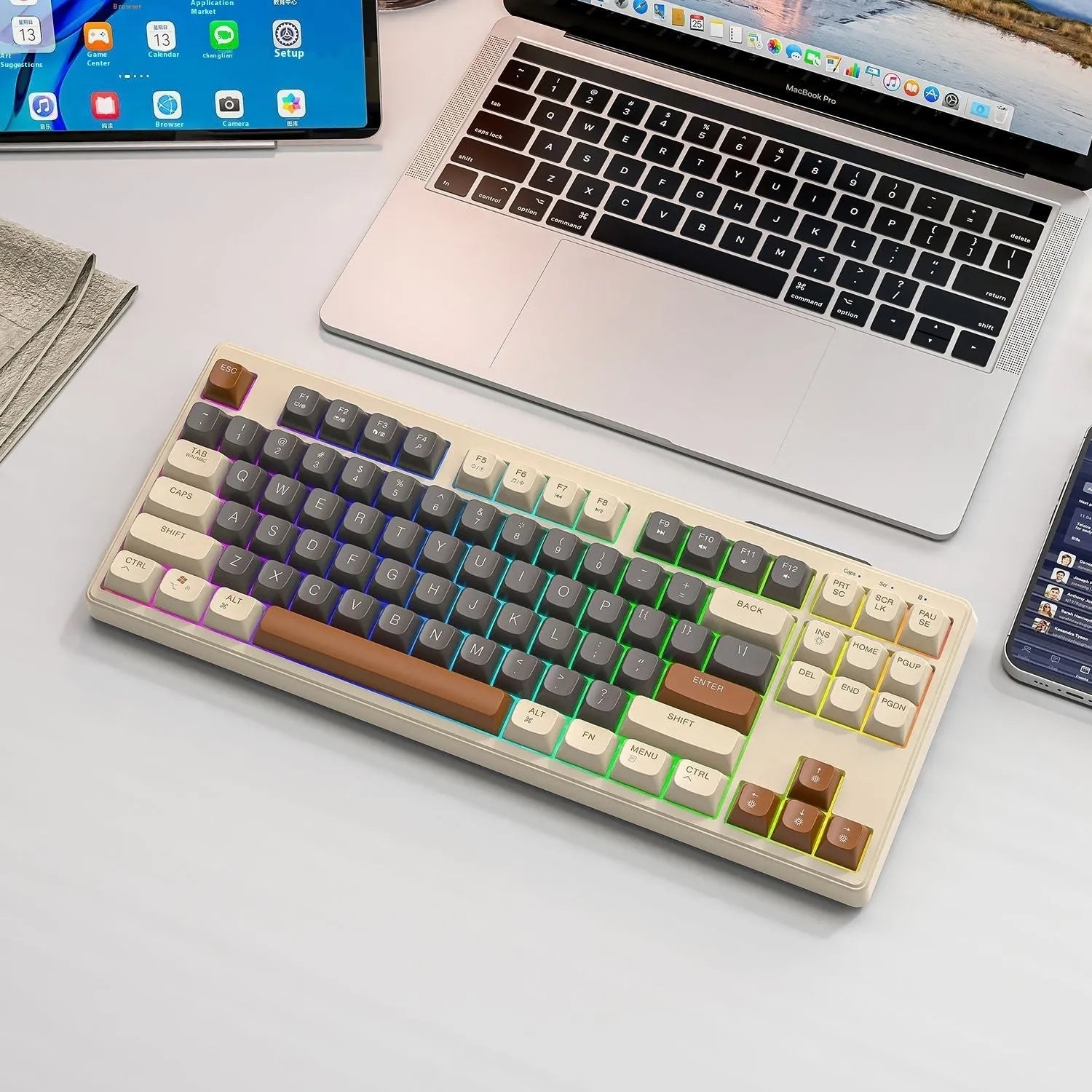 Free Wolf M87 wireless Bluetooth dual-mode keyboard in compact 38cm ABS plastic design