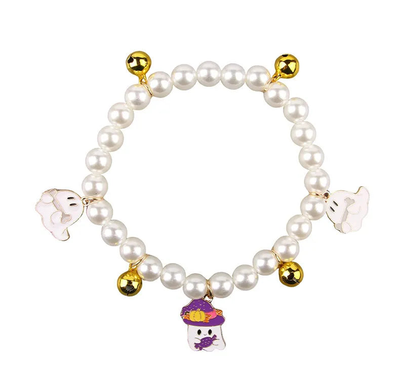 Halloween cat collar with simulated pearl necklace decoration in pumpkin designs