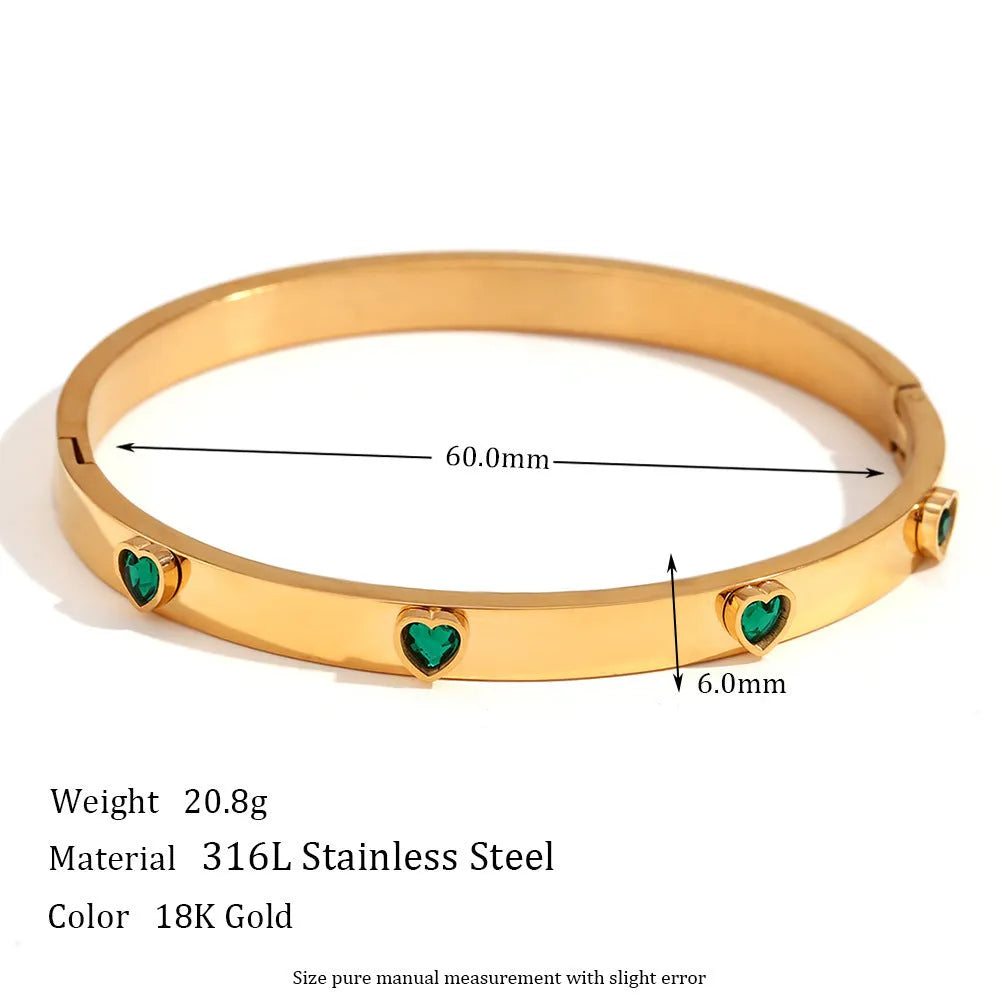 Stainless steel women's bracelet with micro-inlaid peach heart design in electroplated golden finish