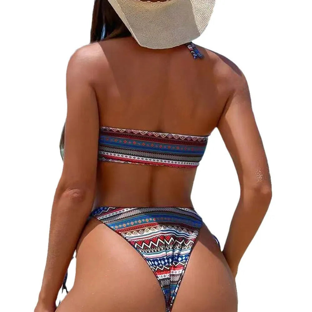 Women's halter neck bikini swimsuit in polyester with briefs style bottom
