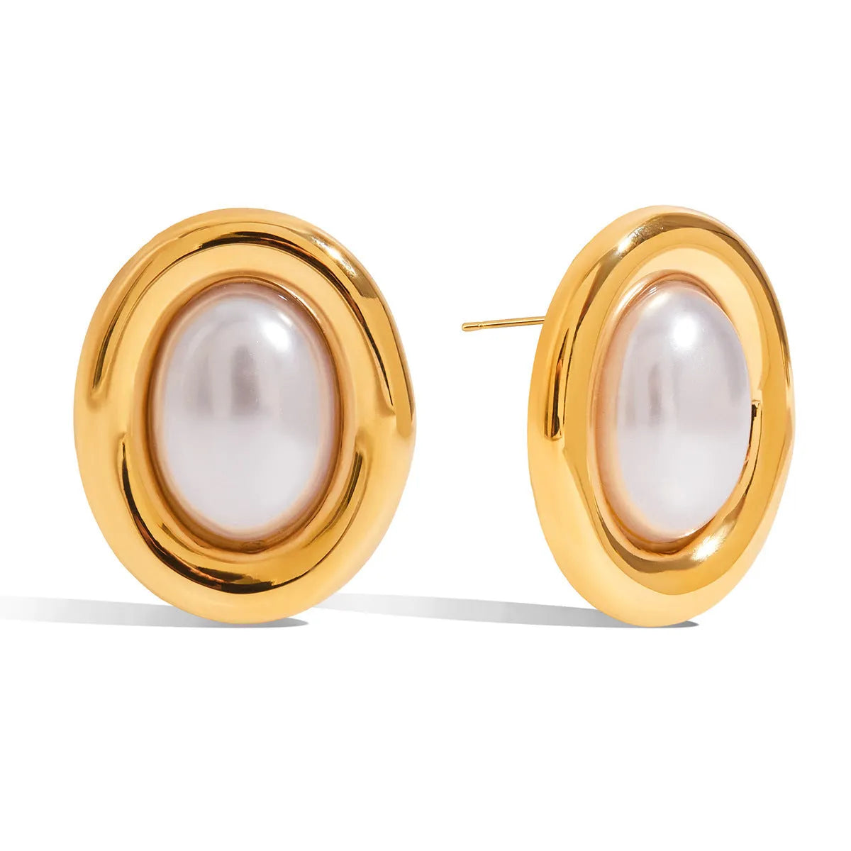 Silver vintage pearl stud earrings made from stainless steel with electroplated finish