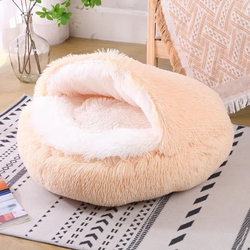 Waterproof cloth dog kennel with warm room section in semi-surrounded design