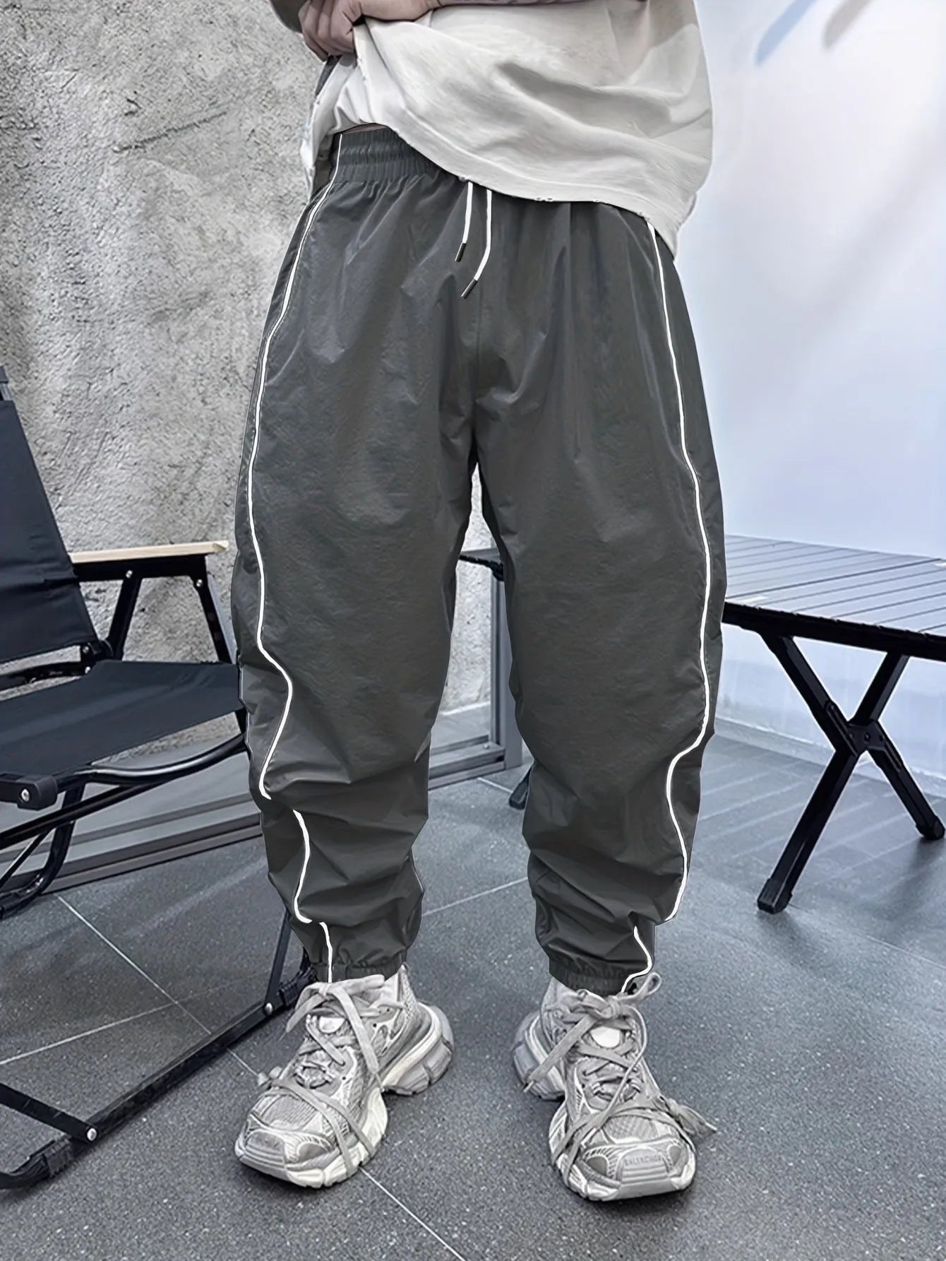 Men's bamboo fibre casual sports trousers in cropped length with high elasticity