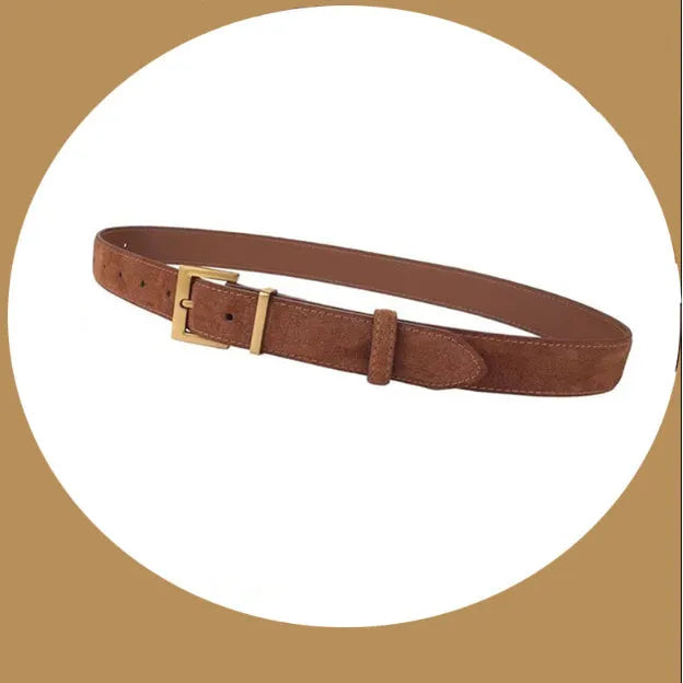 Ladies' black leather belt with silver alloy quadrilateral pin buckle on trousers
